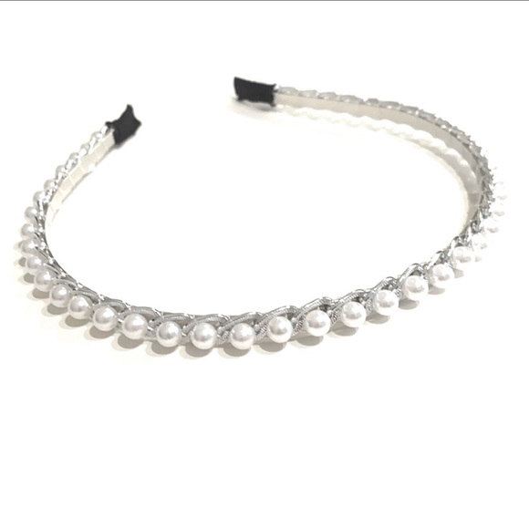 Accessories - Faux Pearl Headband silver tone 1/4”